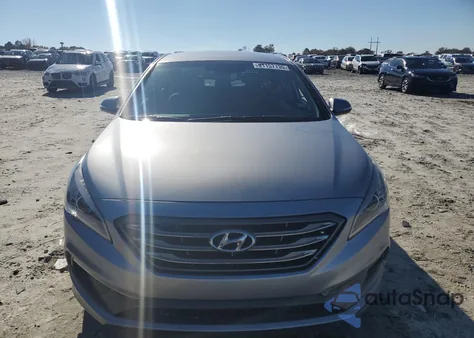 2016 Hyundai Sonata Sport z USA, uszkodzony, nr VIN 5NPE34AF6GH263775